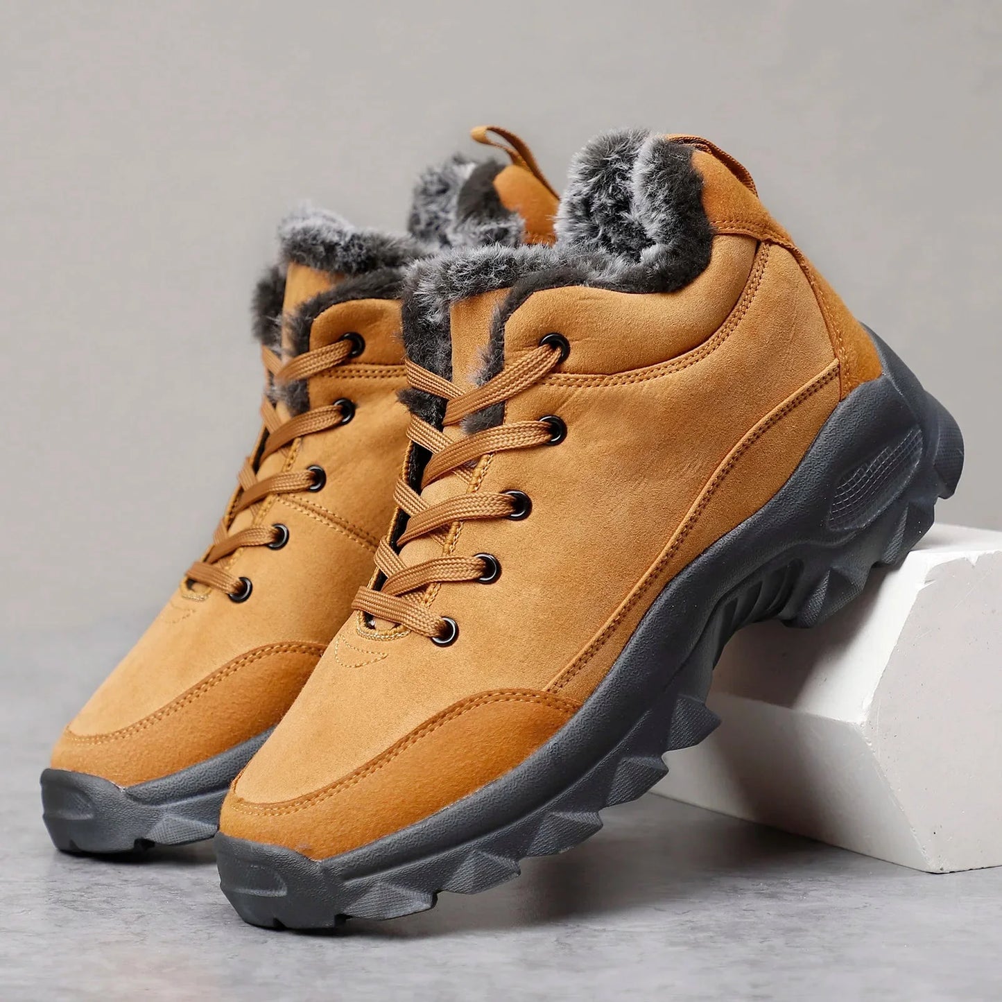 Waterdichte snowboots voor heren in het zwart