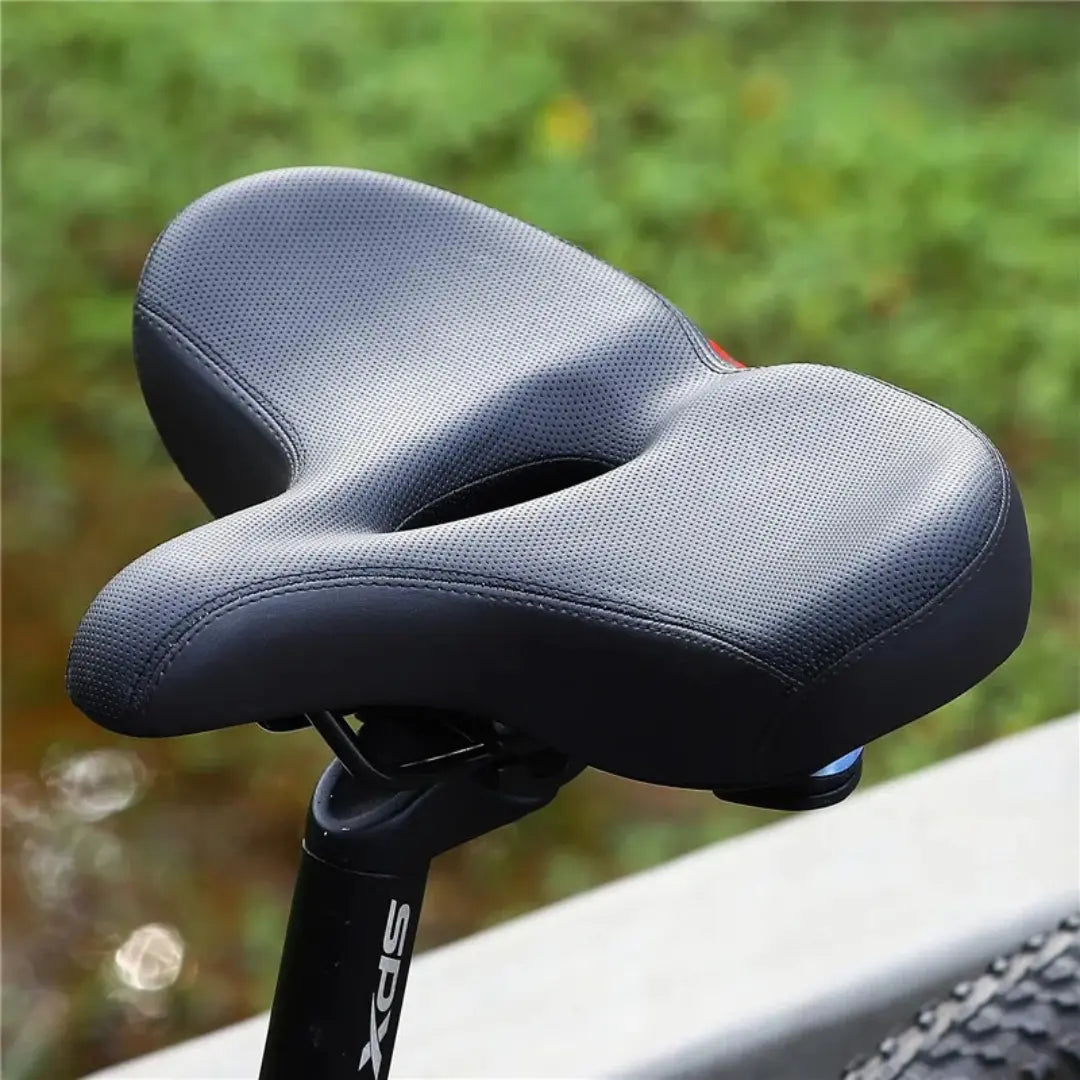 Comfortabele fietszadelhoes is gevuld met gel en schuim met hoge Comfortabele fietszadelhoes is gevuld met gel en schuim met hoge