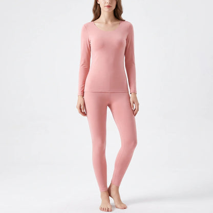 Thermo ondergoed dames Perzik, set – op model op lichte achtergrond
