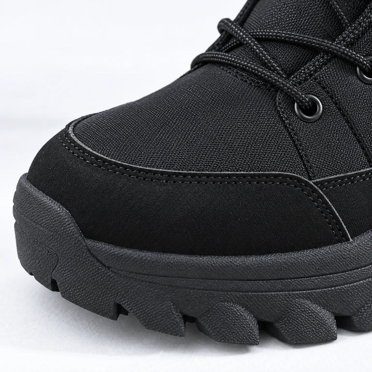 Snowboots dames – close-up van versterkte neus en zool