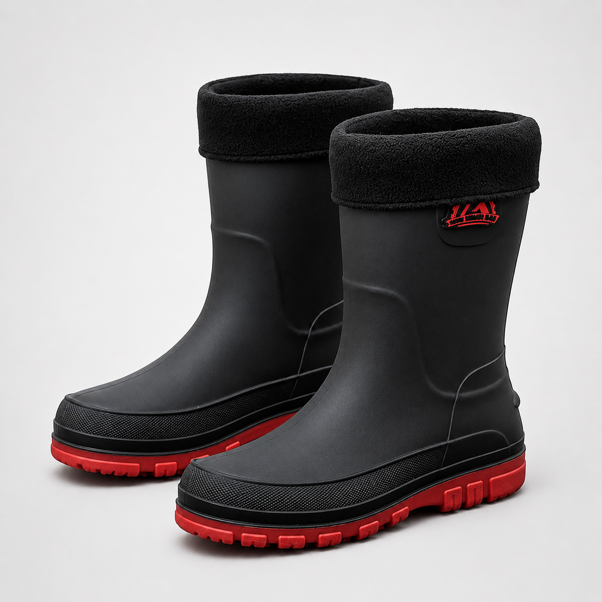 Gevoerde regenlaarzen heren in zwart-rood – productfoto