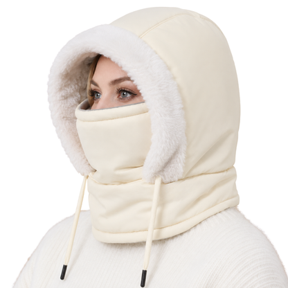 Balaclava winter in crème met witte pluche rand en trekkoord
