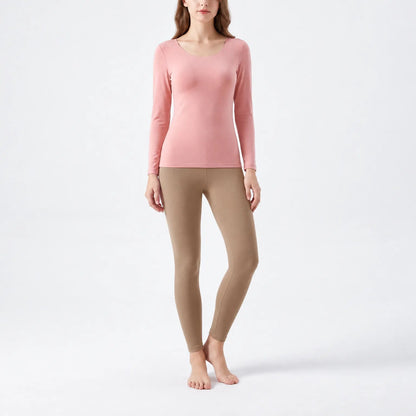 Thermo ondergoed dames Lichtbruin, legging – op model op lichte achtergrond