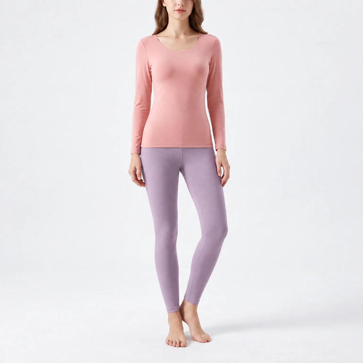 Thermo ondergoed dames Lavendel, legging – op model op lichte achtergrond
