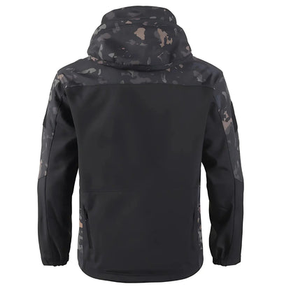 Gevoerde softshell jas heren met capuchon in camouflage