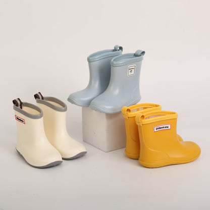Regenlaarsjes kinderen in Scandinavisch design