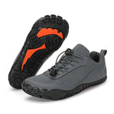 Grijs