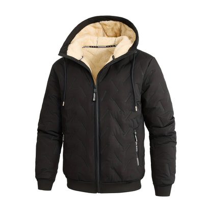 Winterjas heren met capuchon in zwart: pluche voering en ritszakken, packshot op witte achtergrond
