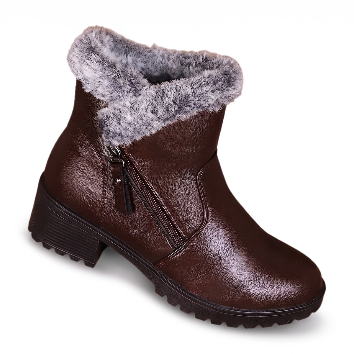 Winterlaarzen dames in bruin met grijze pluche rand op witte achtergrond