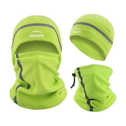 Nekwarmer en muts set in neongroen met trekkoord aan de nekwarmer